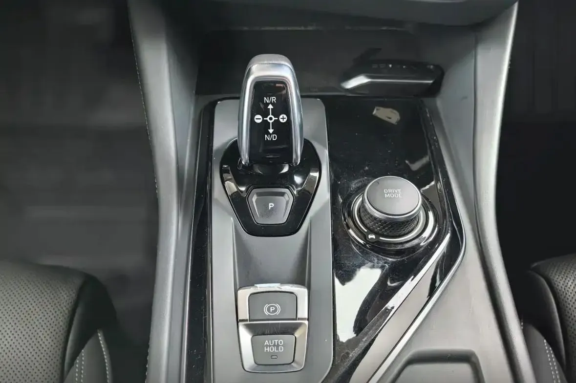 2021 LYNK&CO 03 2.0T 190HP L4 6AT,autocango,china used car exporter,china ev exporter,chinese used car exporter,chinese used ev exporter