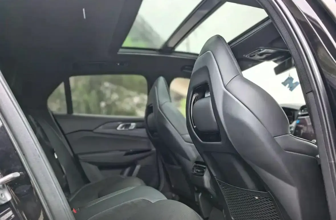 2021 LYNK&CO 03 2.0T 190HP L4 6AT,autocango,china used car exporter,china ev exporter,chinese used car exporter,chinese used ev exporter