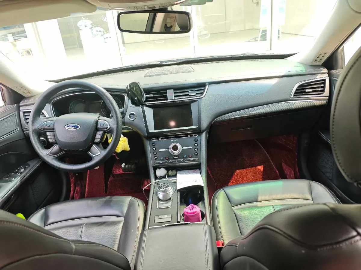 2018 Ford Taurus 2.0T 234HP L4 6AT,autocango,china used car exporter,china ev exporter,chinese used car exporter,chinese used ev exporter