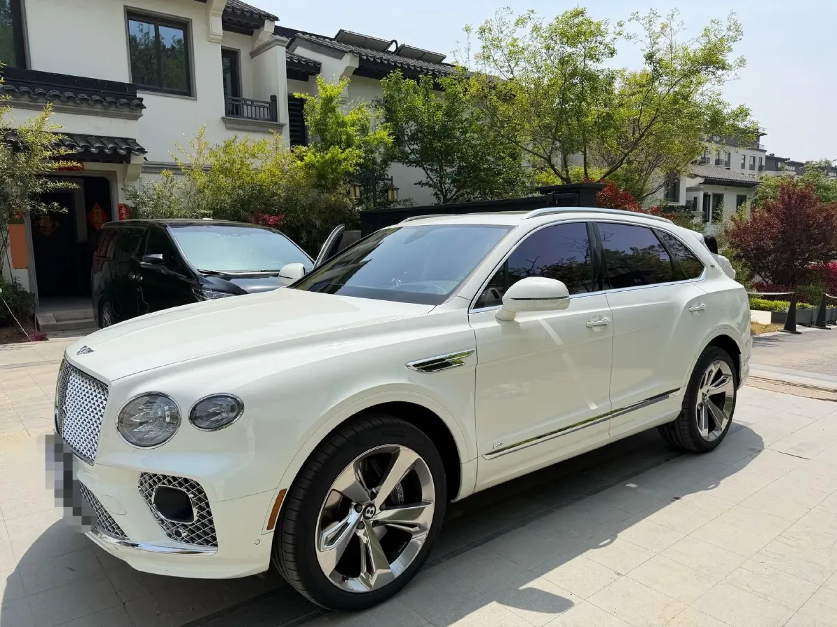 2022 Bentley Bentayga 4.0T 550HP V8 8AT,autocango,china used car exporter,china ev exporter,chinese used car exporter,chinese used ev exporter