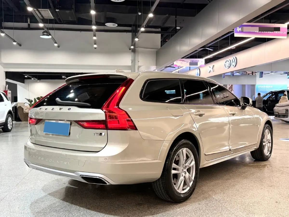 2019 Volvo V90 2.0T 254HP L4 8AT,autocango,china used car exporter,china ev exporter,chinese used car exporter,chinese used ev exporter