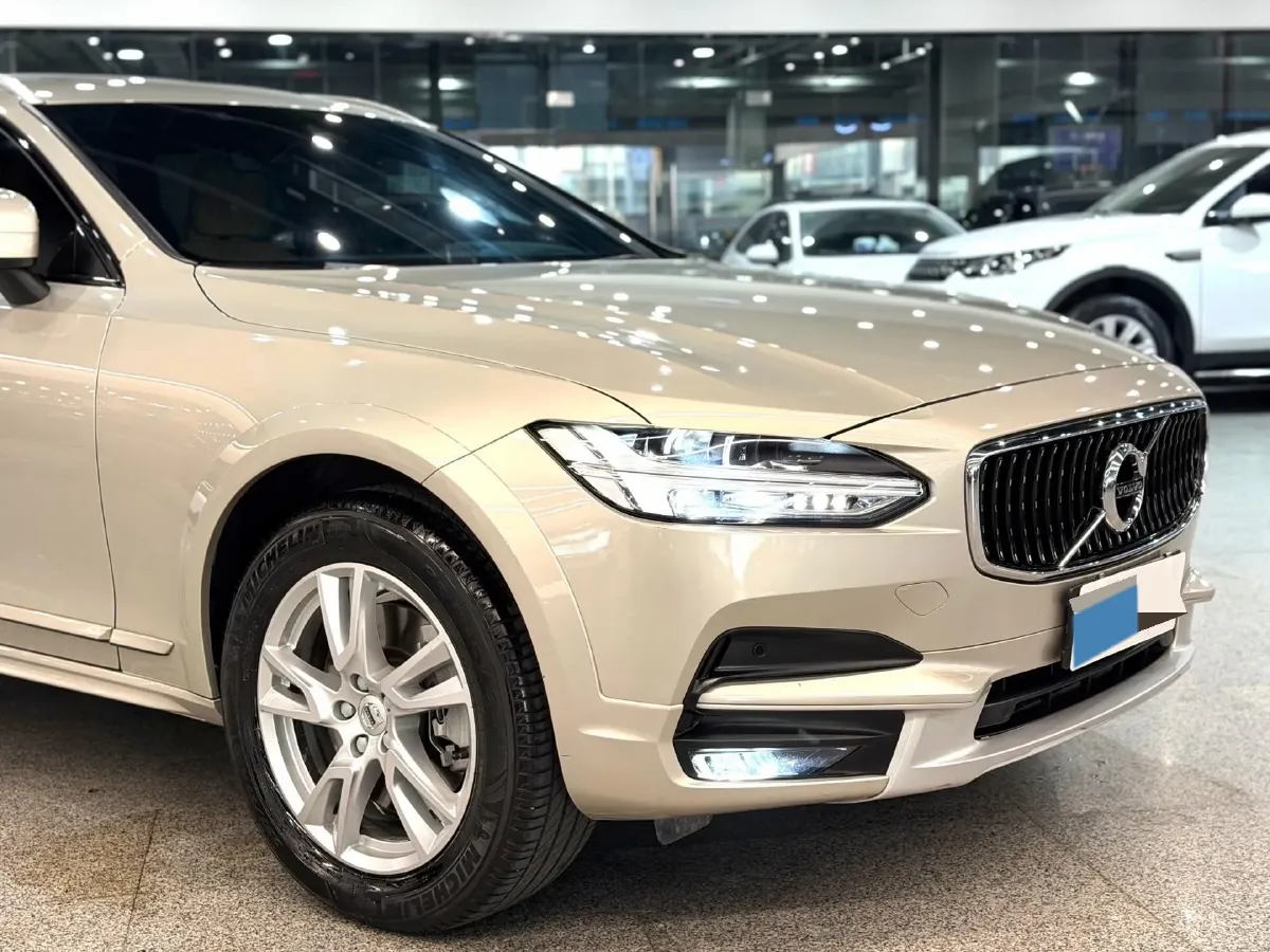 2019 Volvo V90 2.0T 254HP L4 8AT,autocango,china used car exporter,china ev exporter,chinese used car exporter,chinese used ev exporter