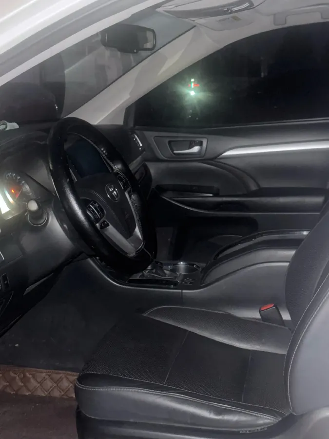 2018 Toyota Highlander 2.0T 220HP L4 6AT,autocango,china used car exporter,china ev exporter,chinese used car exporter,chinese used ev exporter