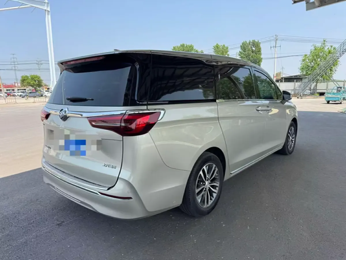 2022 Buick GL8 2.0T 237HP L4 9AT,autocango,china used car exporter,china ev exporter,chinese used car exporter,chinese used ev exporter