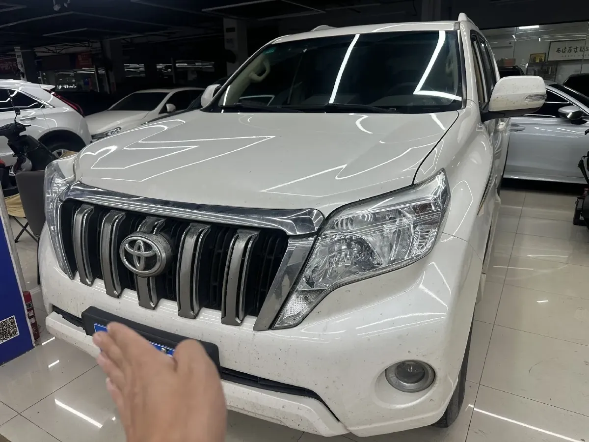 2017 YuTong T7 6.0L 316HP V8 6AT,autocango,china used car exporter,china ev exporter,chinese used car exporter,chinese used ev exporter