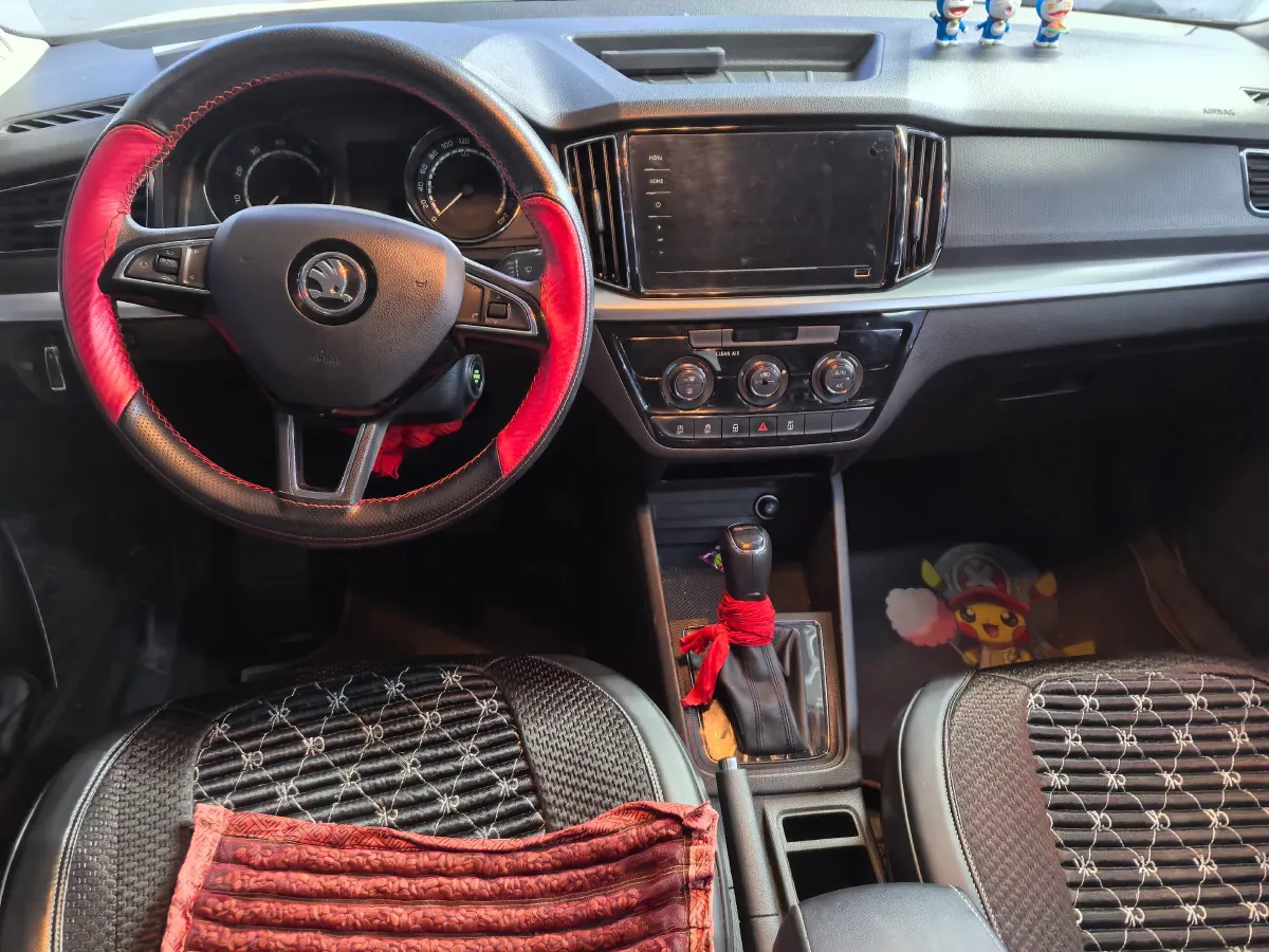 2022 Skoda Kamiq 1.5L 112HP L4 6AT,autocango,china used car exporter,china ev exporter,chinese used car exporter,chinese used ev exporter