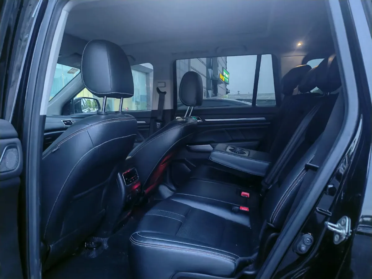 2020 GAC Trumpchi GS8 2.0T 252HP L4 6AT,autocango,china used car exporter,china ev exporter,chinese used car exporter,chinese used ev exporter