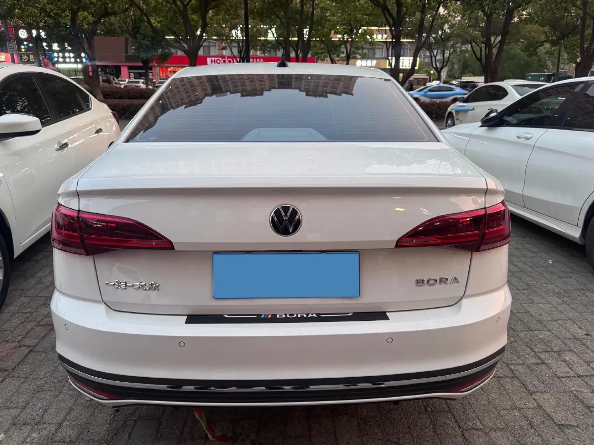 2025 Volkswagen Bora 1.2T 116HP L4 7DCT,autocango,china used car exporter,china ev exporter,chinese used car exporter,chinese used ev exporter