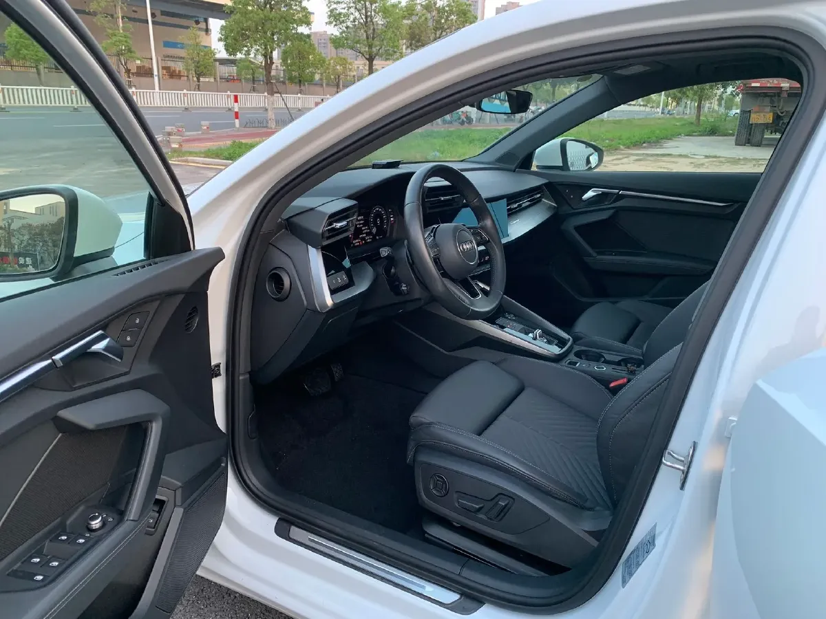 2021 Audi A3 1.4T 150HP L4 7DCT,autocango,china used car exporter,china ev exporter,chinese used car exporter,chinese used ev exporter