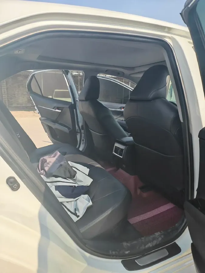 2023 Toyota Camry 2.5L 178HP L4 E-CVT Hybrid,autocango,china used car exporter,china ev exporter,chinese used car exporter,chinese used ev exporter