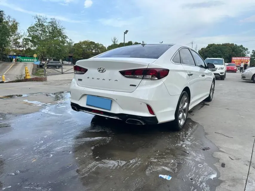 2017 Hyundai Sonata 1.6T 180HP L4 7DCT,autocango,china used car exporter,china ev exporter,chinese used car exporter,chinese used ev exporter