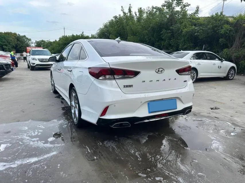 2017 Hyundai Sonata 1.6T 180HP L4 7DCT,autocango,china used car exporter,china ev exporter,chinese used car exporter,chinese used ev exporter