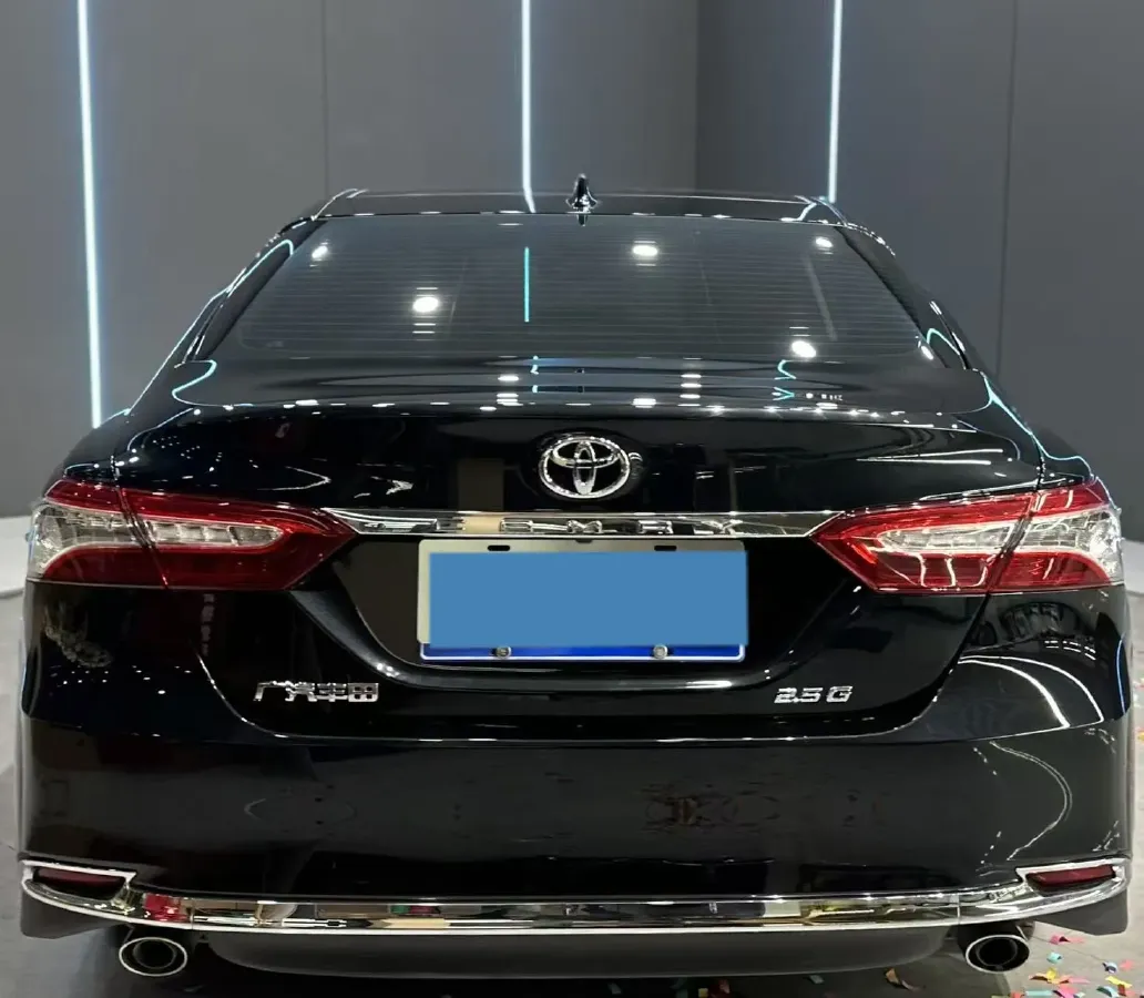 2021 Toyota Camry 2.5L 209HP L4 8AT,autocango,china used car exporter,china ev exporter,chinese used car exporter,chinese used ev exporter