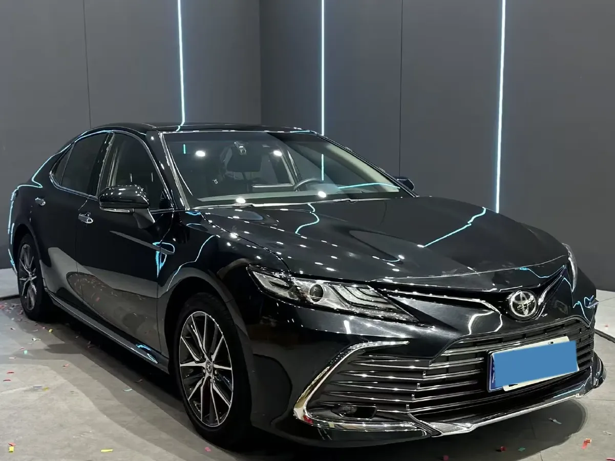 2021 Toyota Camry 2.5L 209HP L4 8AT,autocango,china used car exporter,china ev exporter,chinese used car exporter,chinese used ev exporter