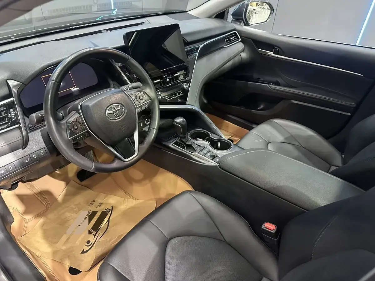 2021 Toyota Camry 2.5L 209HP L4 8AT,autocango,china used car exporter,china ev exporter,chinese used car exporter,chinese used ev exporter