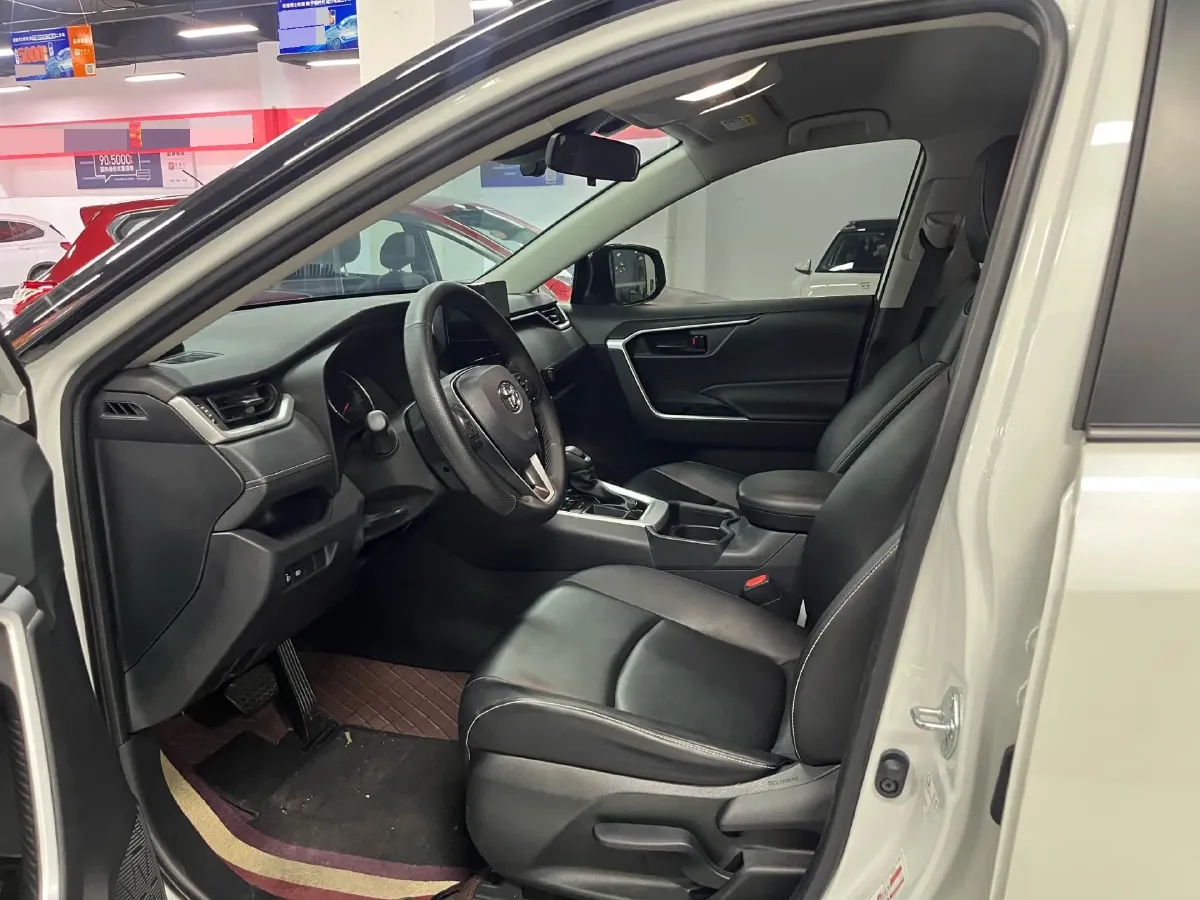 2024 Toyota RAV4 2.0L 171HP L4 CVT,autocango,china used car exporter,china ev exporter,chinese used car exporter,chinese used ev exporter