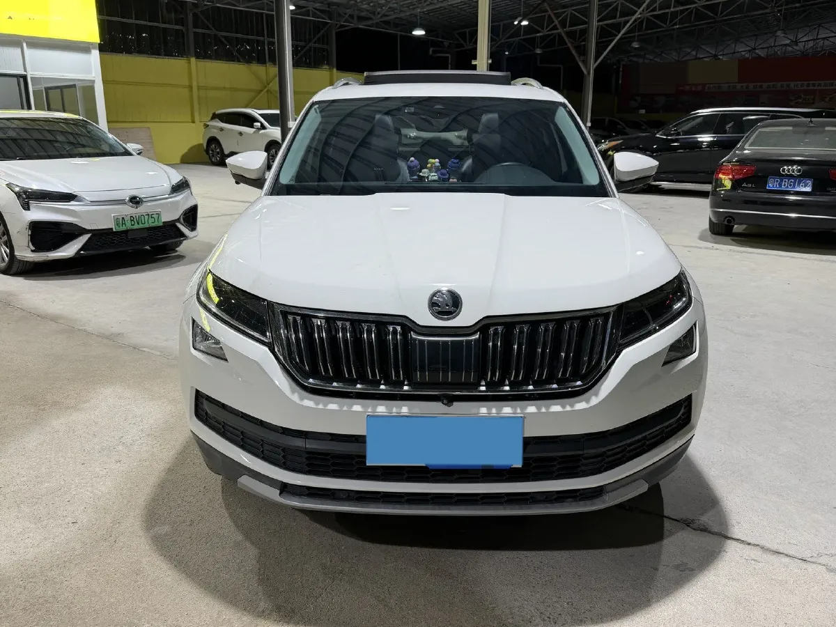 2019 Chevrolet Equinox 2.0T 260HP L4 9AT,autocango,china used car exporter,china ev exporter,chinese used car exporter,chinese used ev exporter