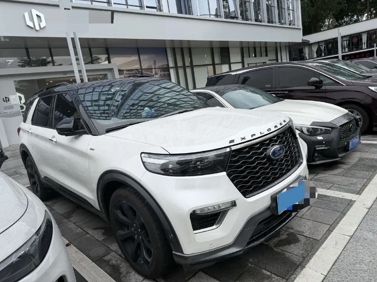 2020 Ford Explorer 2.3T 276HP L4 10AT,autocango,china used car exporter,china ev exporter,chinese used car exporter,chinese used ev exporter