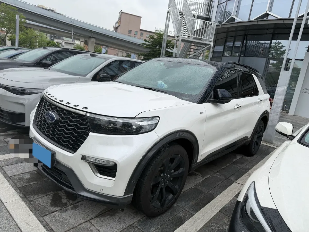 2020 Ford Explorer 2.3T 276HP L4 10AT,autocango,china used car exporter,china ev exporter,chinese used car exporter,chinese used ev exporter