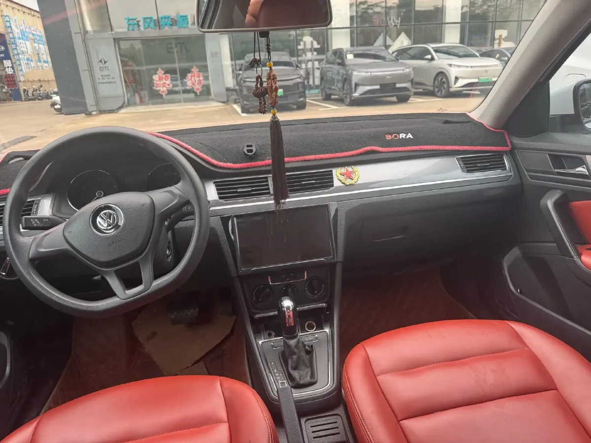 2018 Volkswagen Bora 1.5L 110HP L4 6AT,autocango,china used car exporter,china ev exporter,chinese used car exporter,chinese used ev exporter