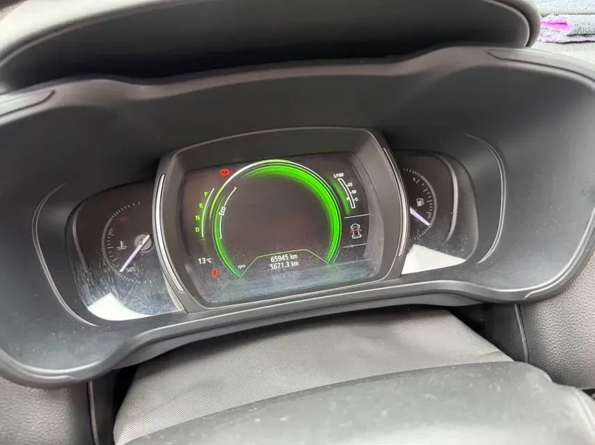 2017 Renault Kadjar 2.0L 150HP L4 CVT,autocango,china used car exporter,china ev exporter,chinese used car exporter,chinese used ev exporter