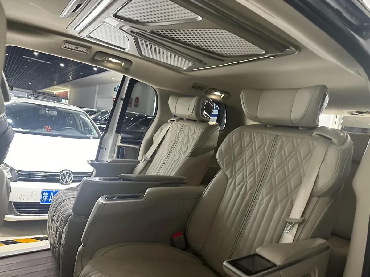 2022 Buick GL8 2.0T 237HP L4 9AT,autocango,china used car exporter,china ev exporter,chinese used car exporter,chinese used ev exporter