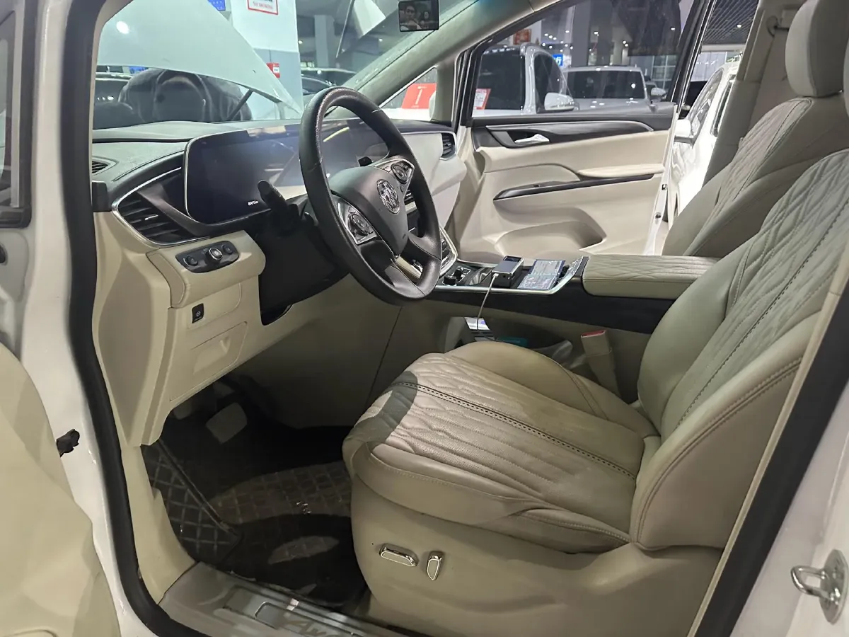 2022 Buick GL8 2.0T 237HP L4 9AT,autocango,china used car exporter,china ev exporter,chinese used car exporter,chinese used ev exporter