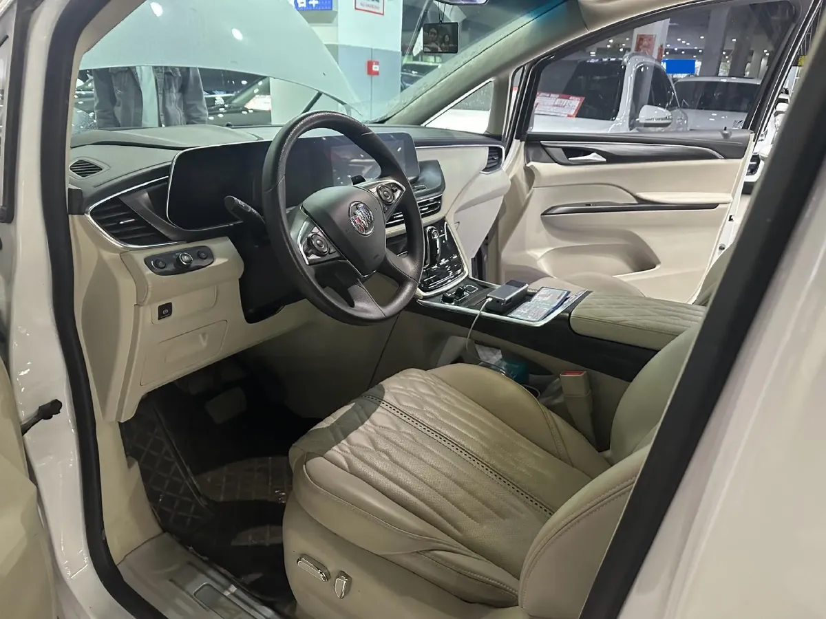 2022 Buick GL8 2.0T 237HP L4 9AT,autocango,china used car exporter,china ev exporter,chinese used car exporter,chinese used ev exporter