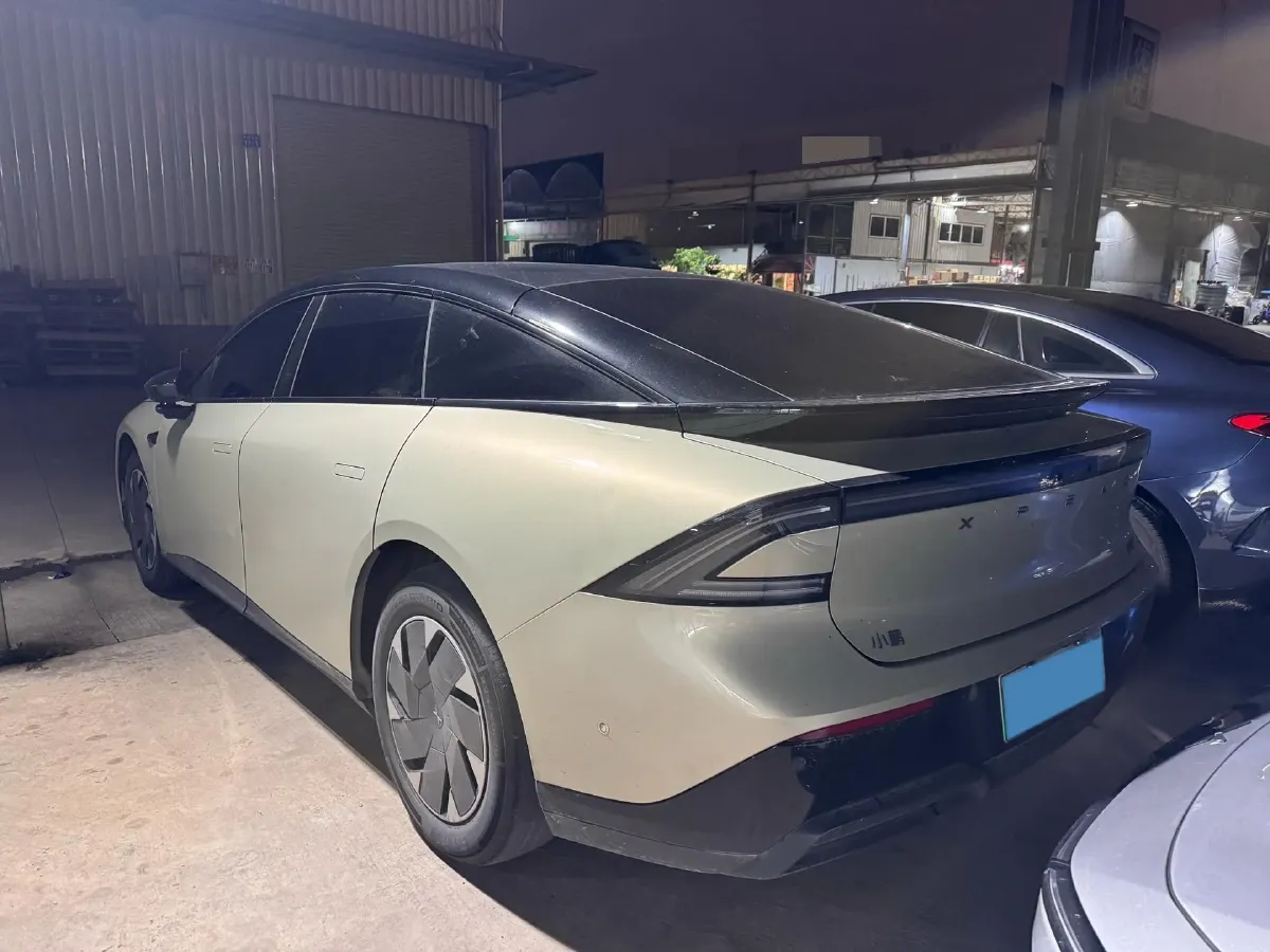 2024 Xpeng P7+ BEV 60.7KWH,autocango,china used car exporter,china ev exporter,chinese used car exporter,chinese used ev exporter