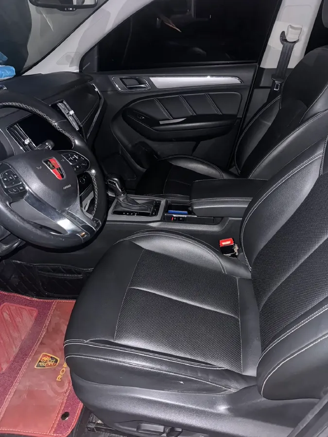 2018 Roewe RX5 2.0T 220HP L4 6DCT,autocango,china used car exporter,china ev exporter,chinese used car exporter,chinese used ev exporter