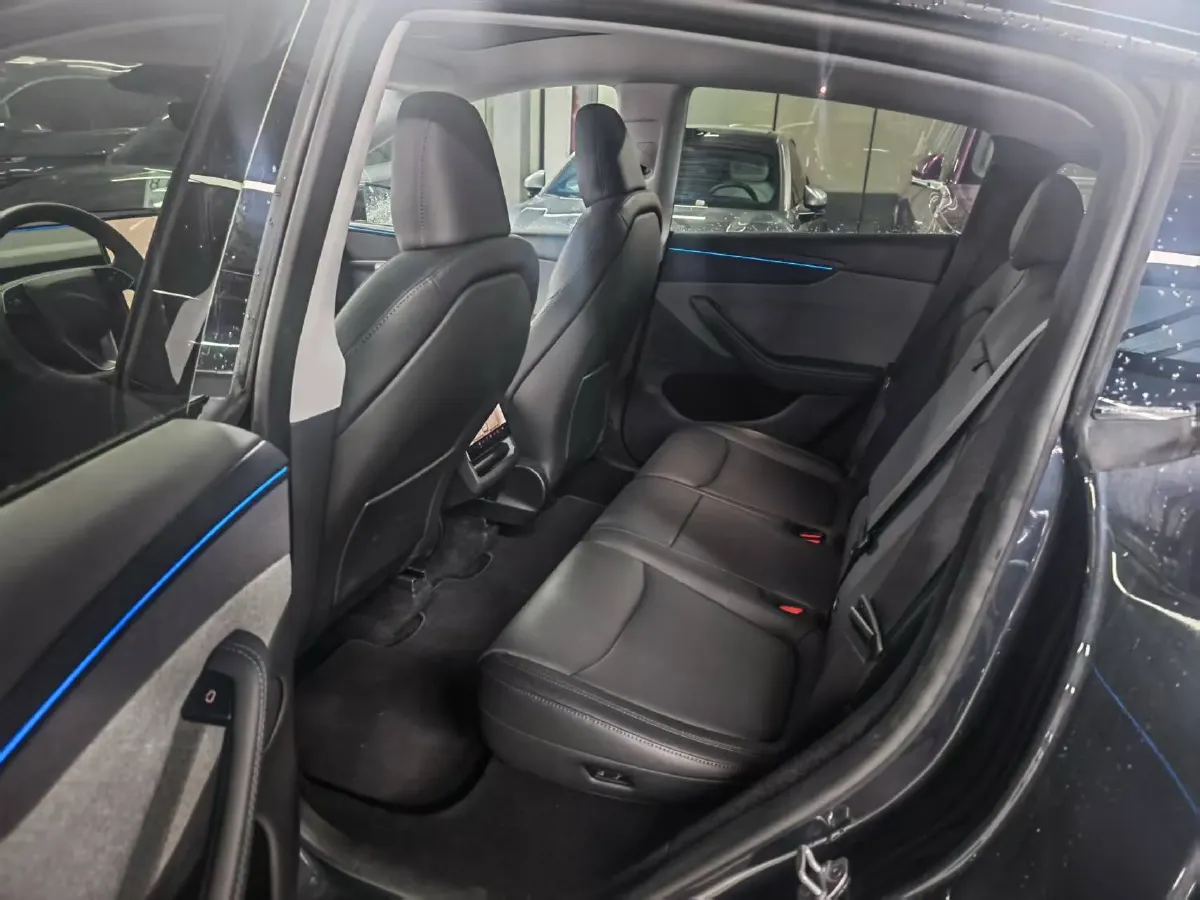 2024 Iveco OuSheng BEV 77.28KWH,autocango,china used car exporter,china ev exporter,chinese used car exporter,chinese used ev exporter