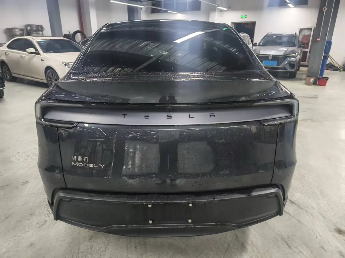 2024 Iveco OuSheng BEV 77.28KWH,autocango,china used car exporter,china ev exporter,chinese used car exporter,chinese used ev exporter