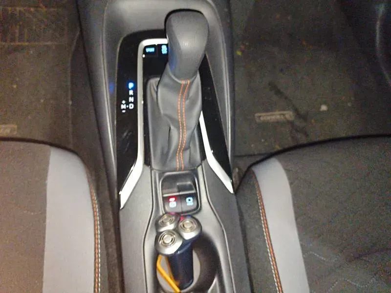 2021 Toyota Corolla 1.2T 116HP L4 CVT,autocango,china used car exporter,china ev exporter,chinese used car exporter,chinese used ev exporter