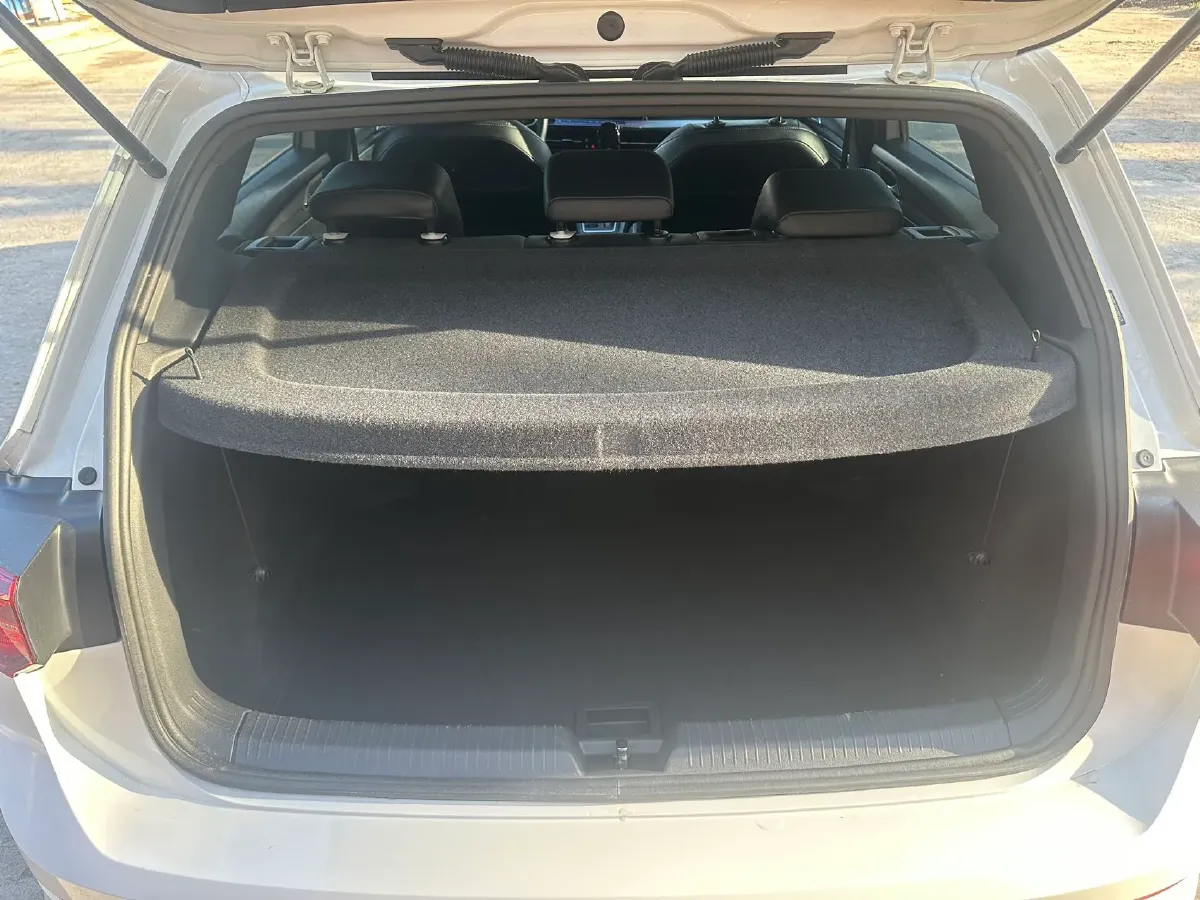 2023 Volkswagen Golf 1.4T 150HP L4 7DCT,autocango,china used car exporter,china ev exporter,chinese used car exporter,chinese used ev exporter