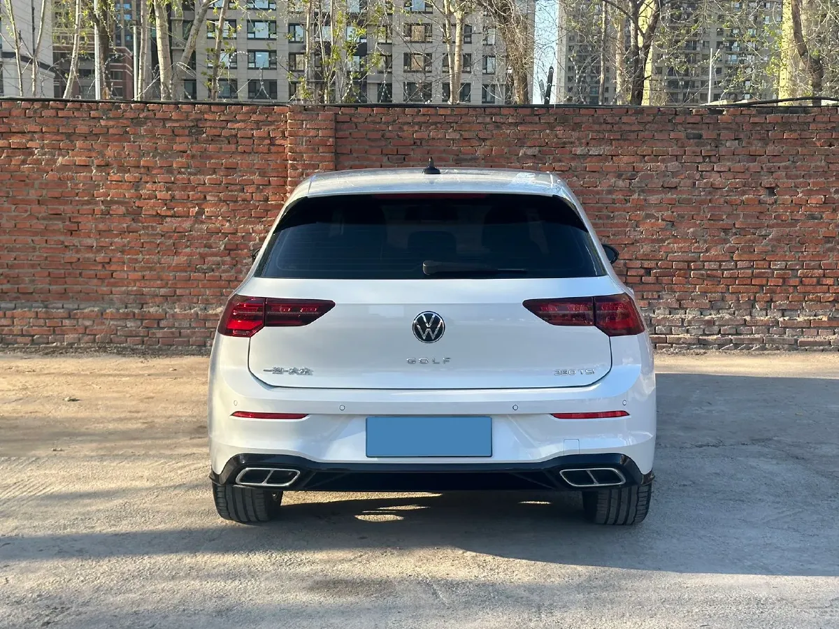 2023 Volkswagen Golf 1.4T 150HP L4 7DCT,autocango,china used car exporter,china ev exporter,chinese used car exporter,chinese used ev exporter