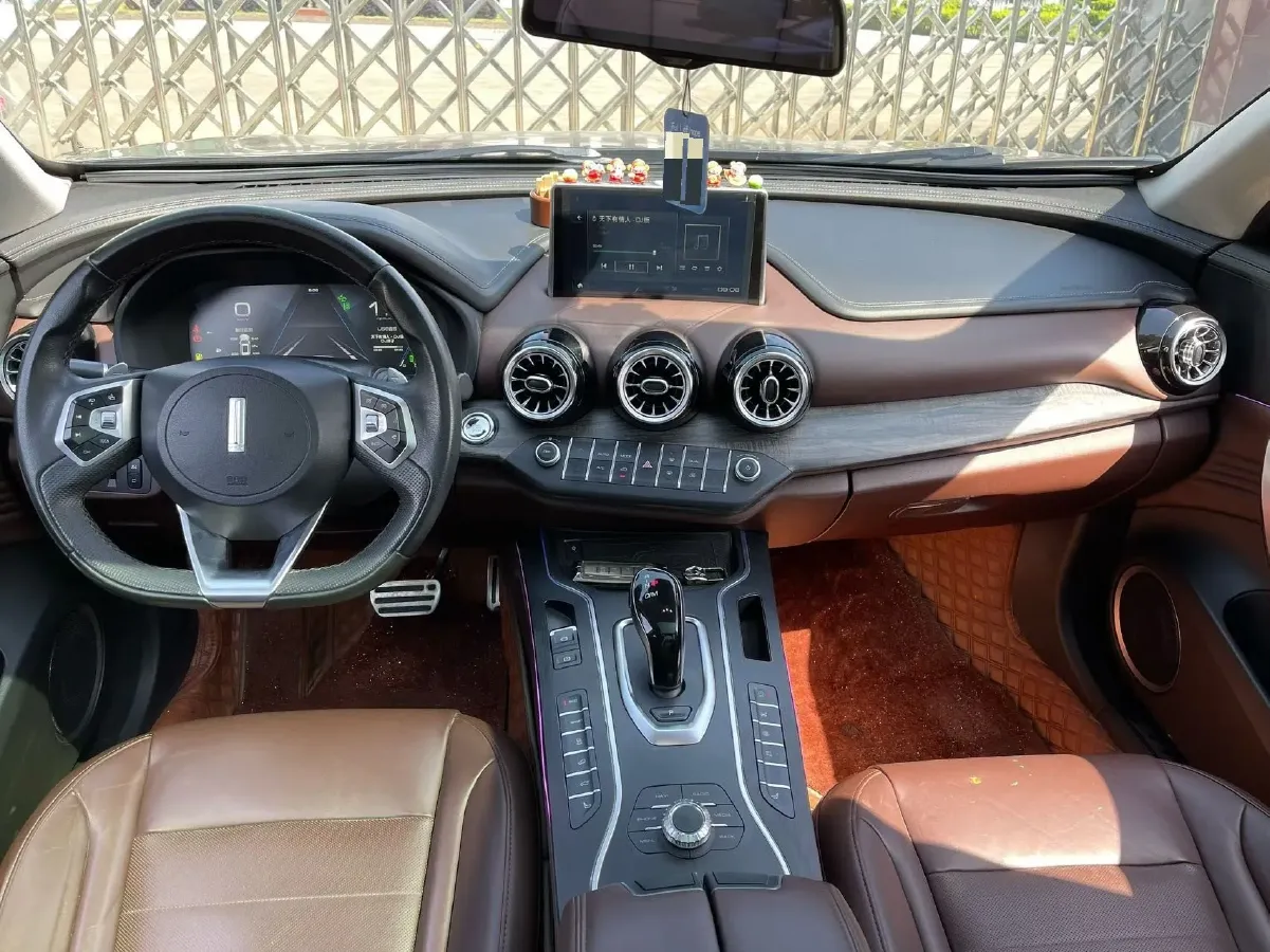 2019 WEY VV7 2.0T 227HP L4 7DCT,autocango,china used car exporter,china ev exporter,chinese used car exporter,chinese used ev exporter