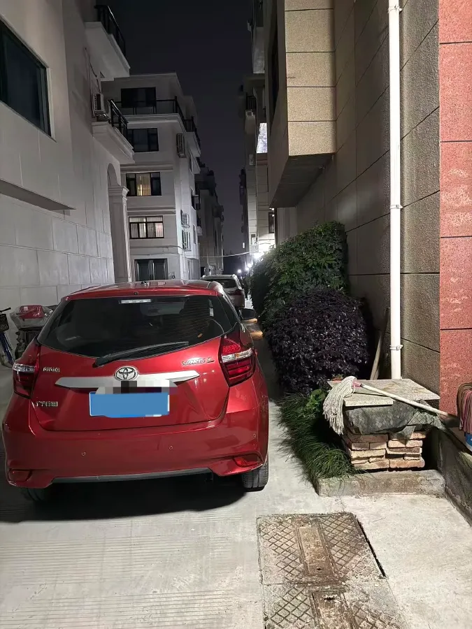 2017 Toyota Yaris L 1.5L 107HP L4 CVT,autocango,china used car exporter,china ev exporter,chinese used car exporter,chinese used ev exporter