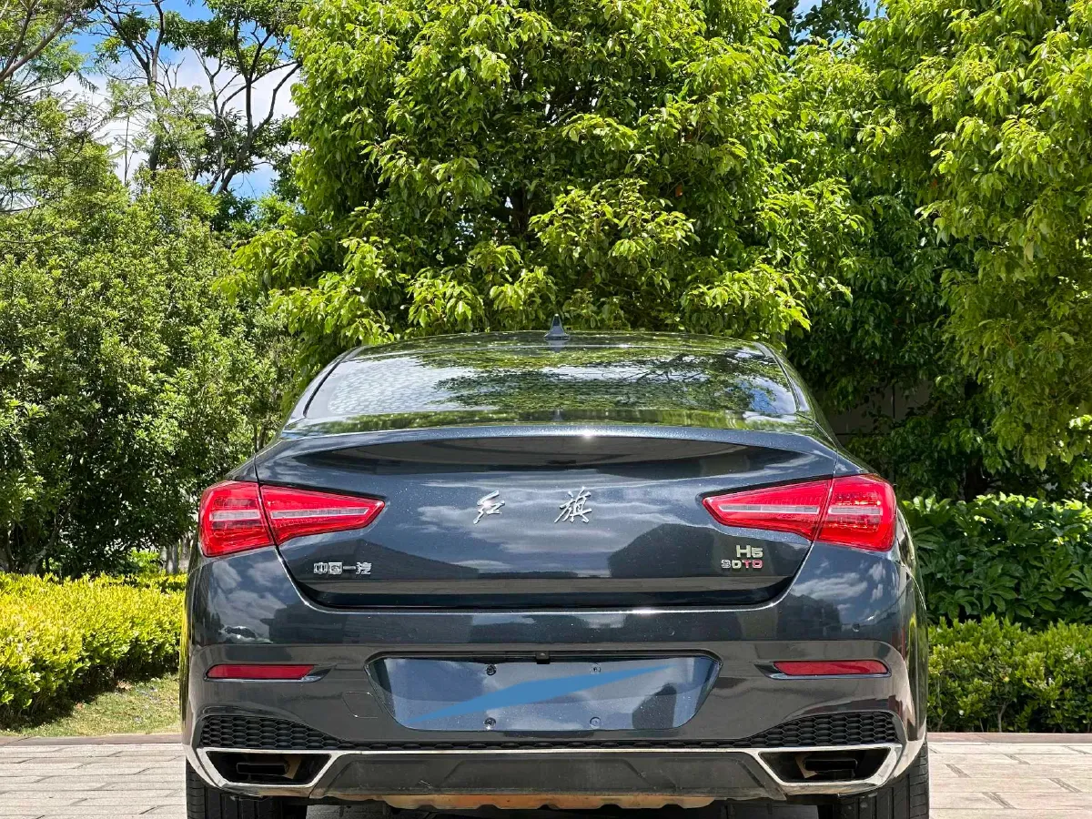 2019 HongQi H5 1.8T 180HP L4 6AT,autocango,china used car exporter,china ev exporter,chinese used car exporter,chinese used ev exporter