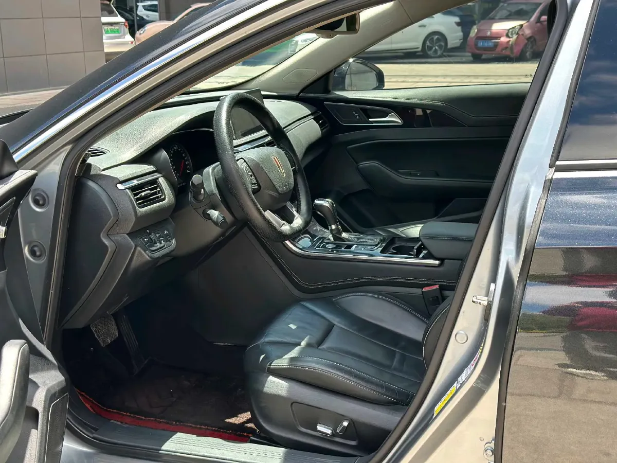 2019 HongQi H5 1.8T 180HP L4 6AT,autocango,china used car exporter,china ev exporter,chinese used car exporter,chinese used ev exporter