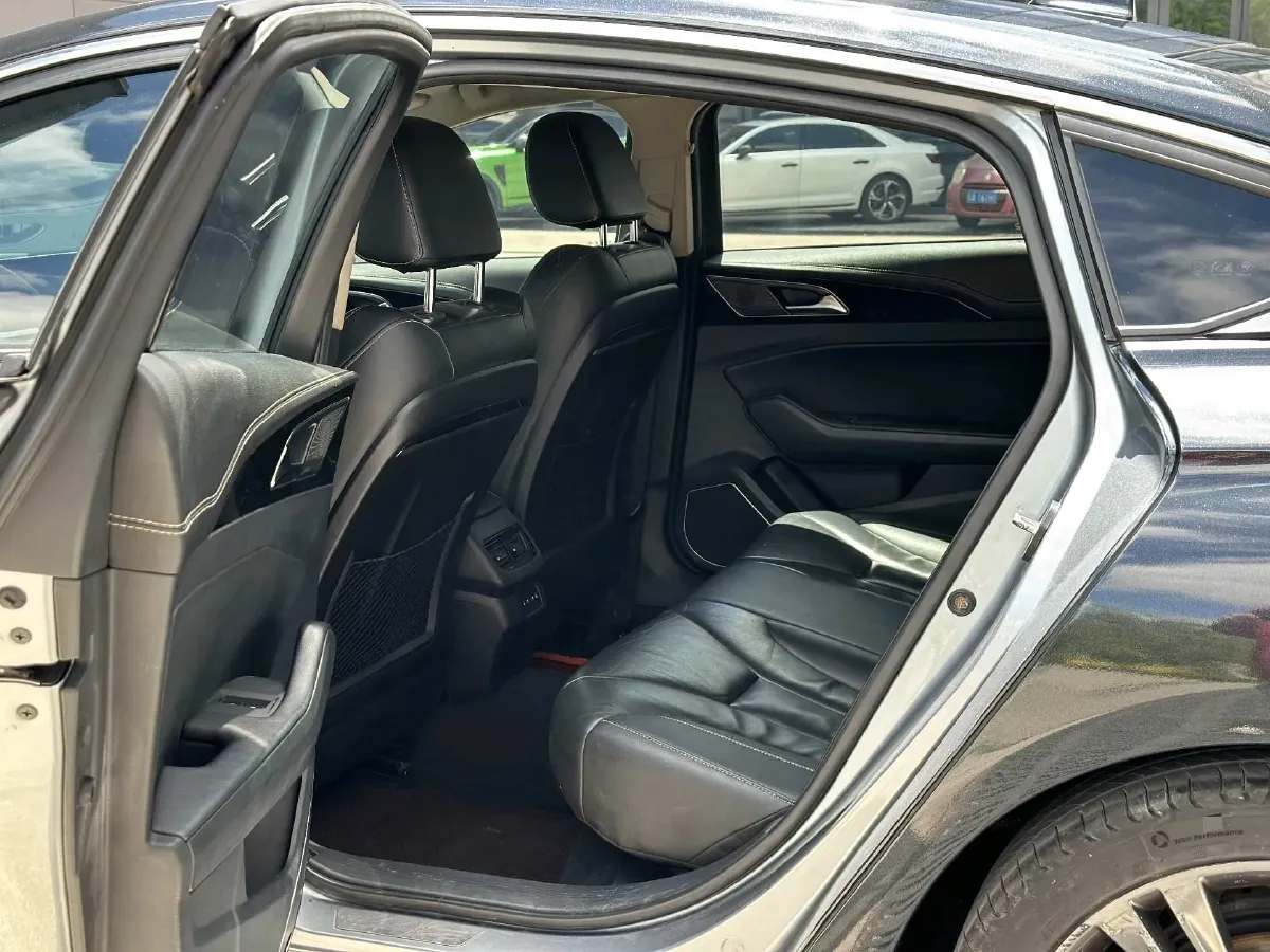 2019 HongQi H5 1.8T 180HP L4 6AT,autocango,china used car exporter,china ev exporter,chinese used car exporter,chinese used ev exporter