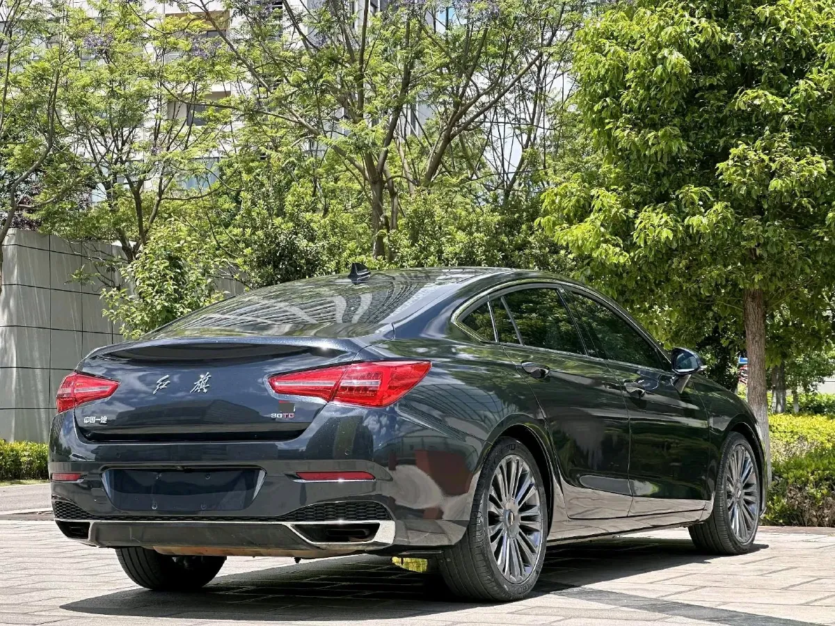 2019 HongQi H5 1.8T 180HP L4 6AT,autocango,china used car exporter,china ev exporter,chinese used car exporter,chinese used ev exporter