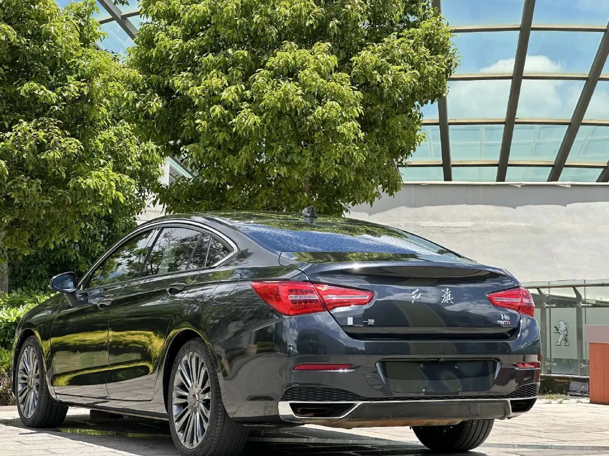 2019 HongQi H5 1.8T 180HP L4 6AT,autocango,china used car exporter,china ev exporter,chinese used car exporter,chinese used ev exporter