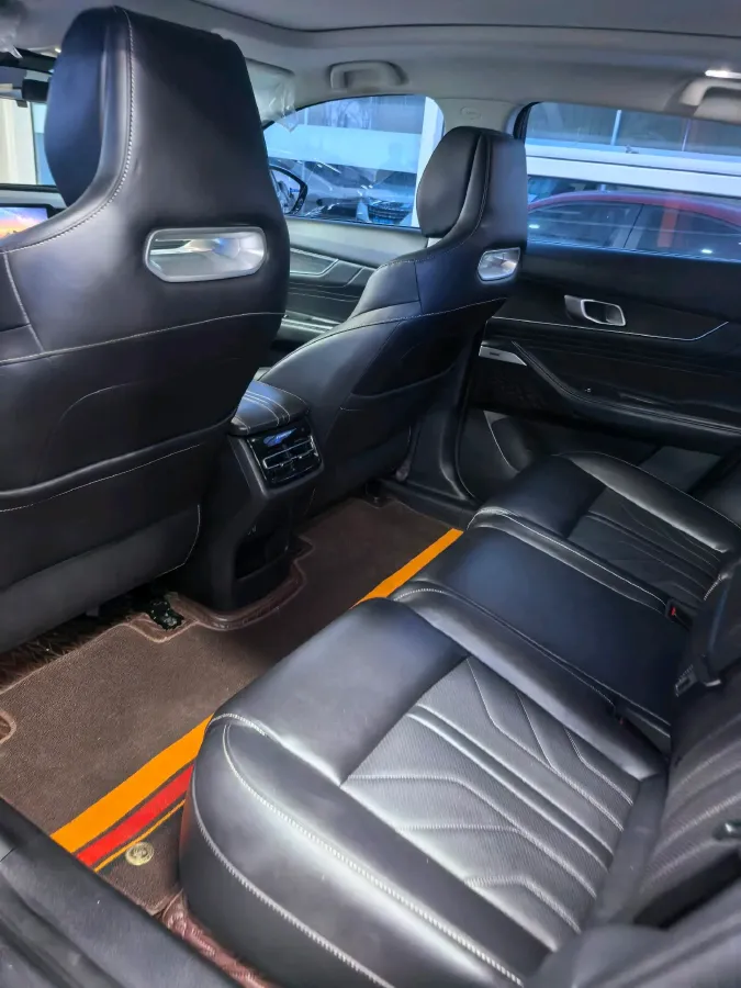 2023 ChangAn UNI-K 2.0T 233HP L4 8AT,autocango,china used car exporter,china ev exporter,chinese used car exporter,chinese used ev exporter