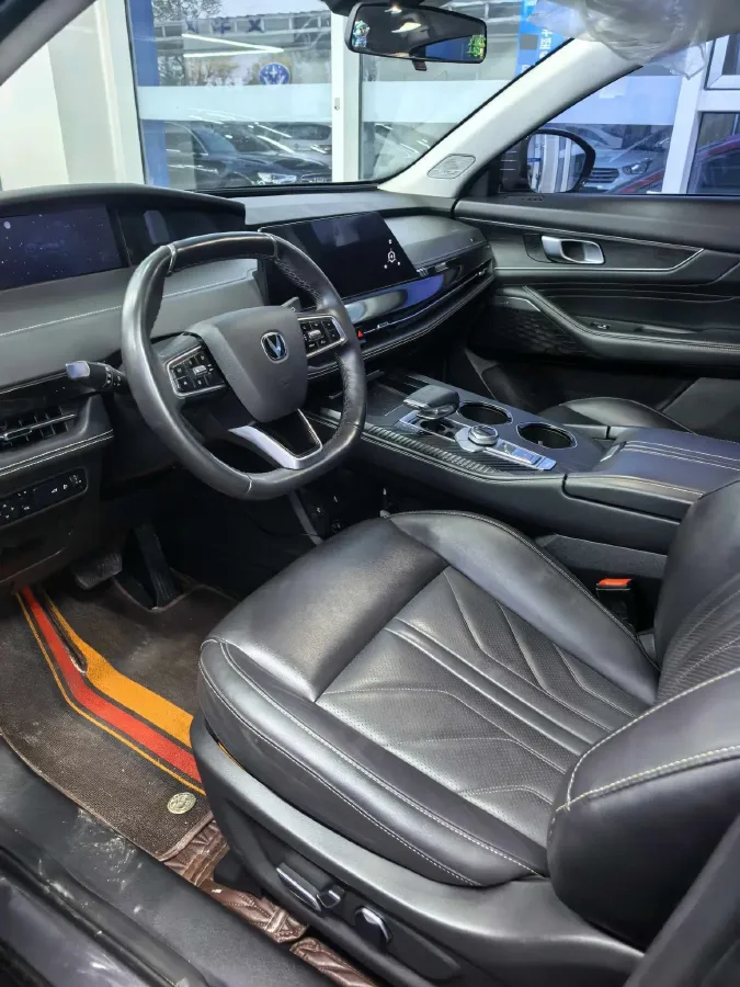 2023 ChangAn UNI-K 2.0T 233HP L4 8AT,autocango,china used car exporter,china ev exporter,chinese used car exporter,chinese used ev exporter