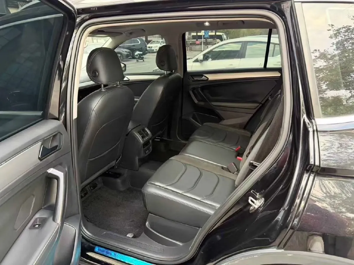 2019 MAXUS G20 2.0T 218HP L4 8AT,autocango,china used car exporter,china ev exporter,chinese used car exporter,chinese used ev exporter