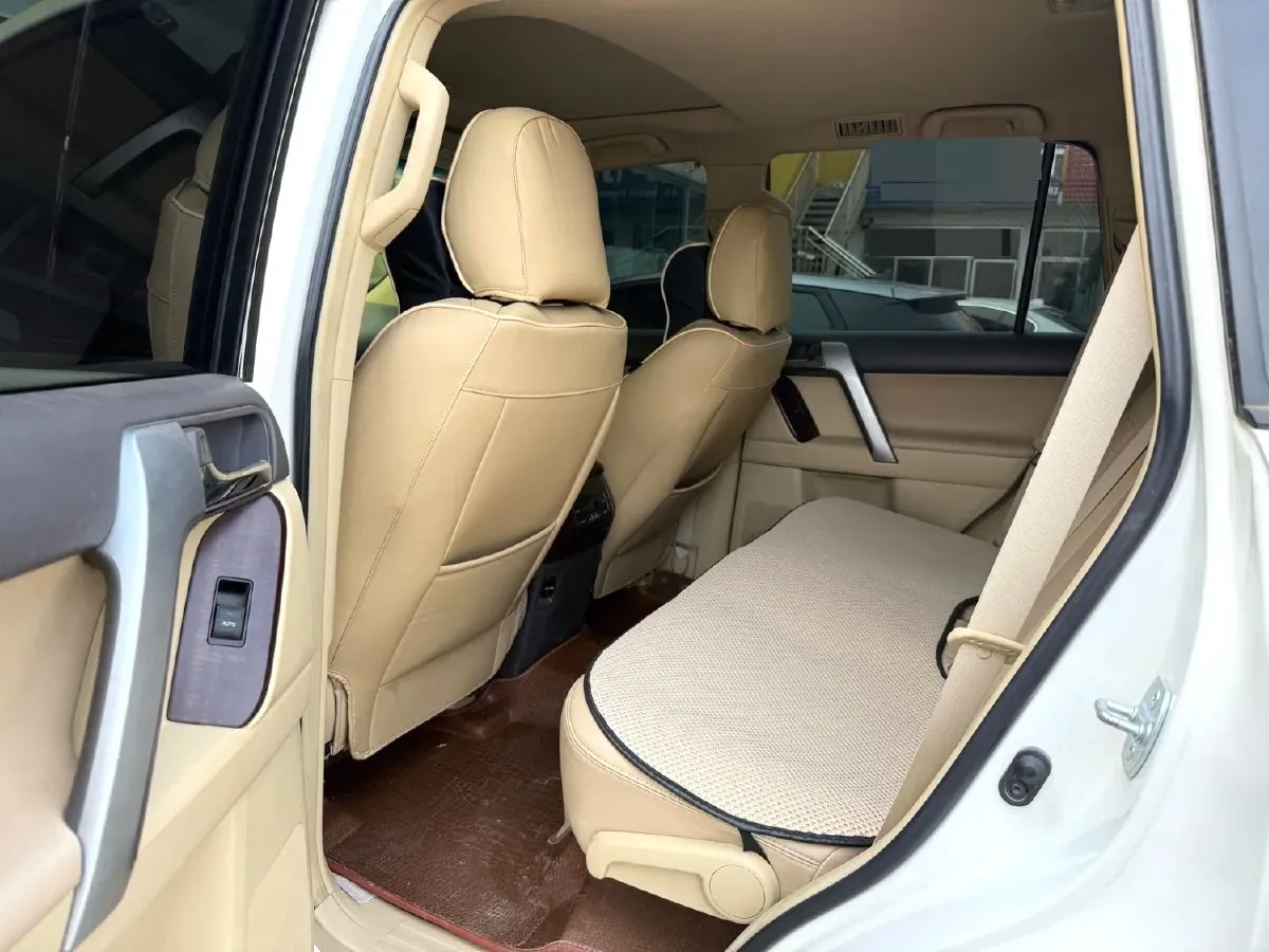 2017 Toyota Corolla 1.6L 122HP L4 CVT,autocango,china used car exporter,china ev exporter,chinese used car exporter,chinese used ev exporter