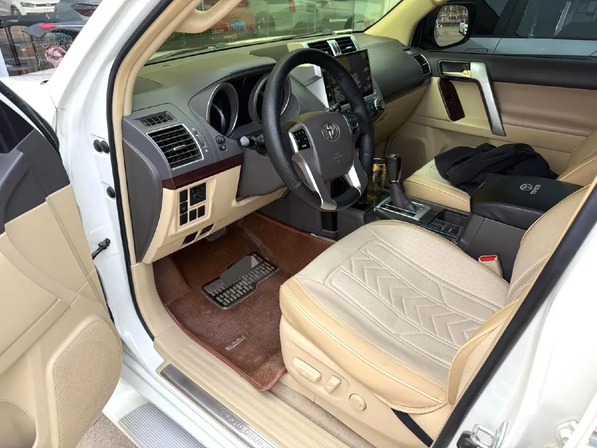 2017 Toyota Corolla 1.6L 122HP L4 CVT,autocango,china used car exporter,china ev exporter,chinese used car exporter,chinese used ev exporter