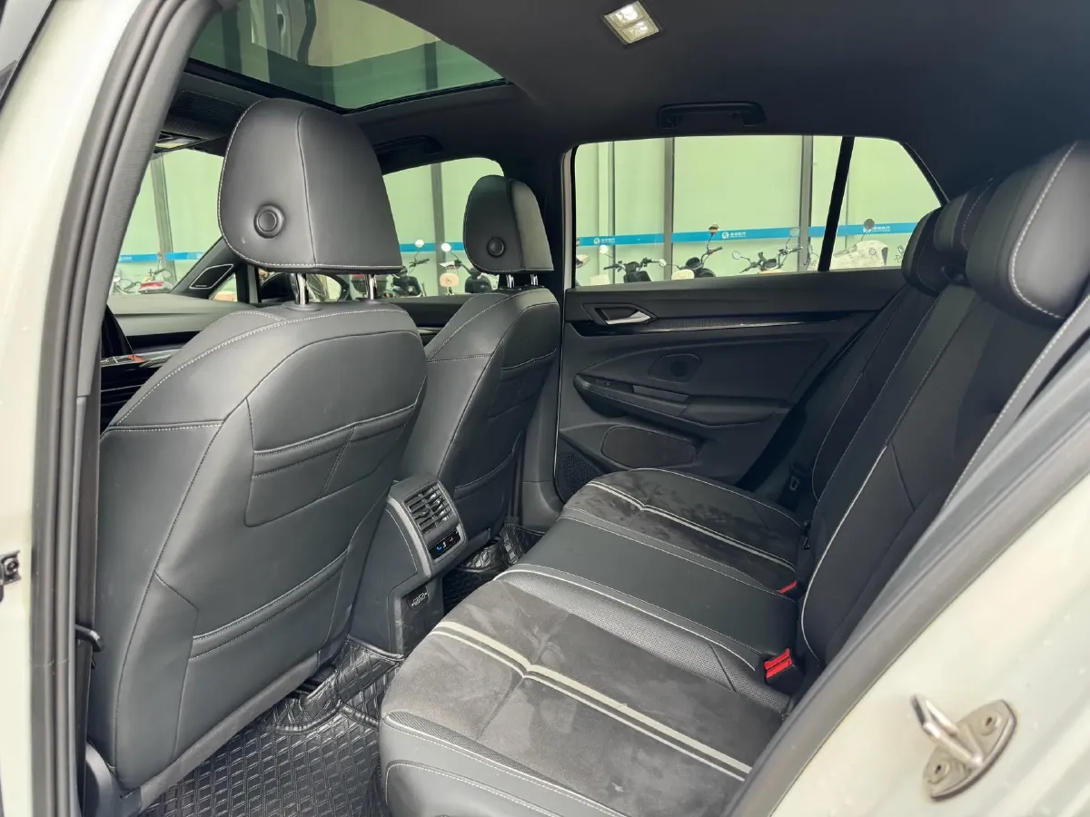 2021 Volkswagen Golf 1.4T 150HP L4 7DCT,autocango,china used car exporter,china ev exporter,chinese used car exporter,chinese used ev exporter