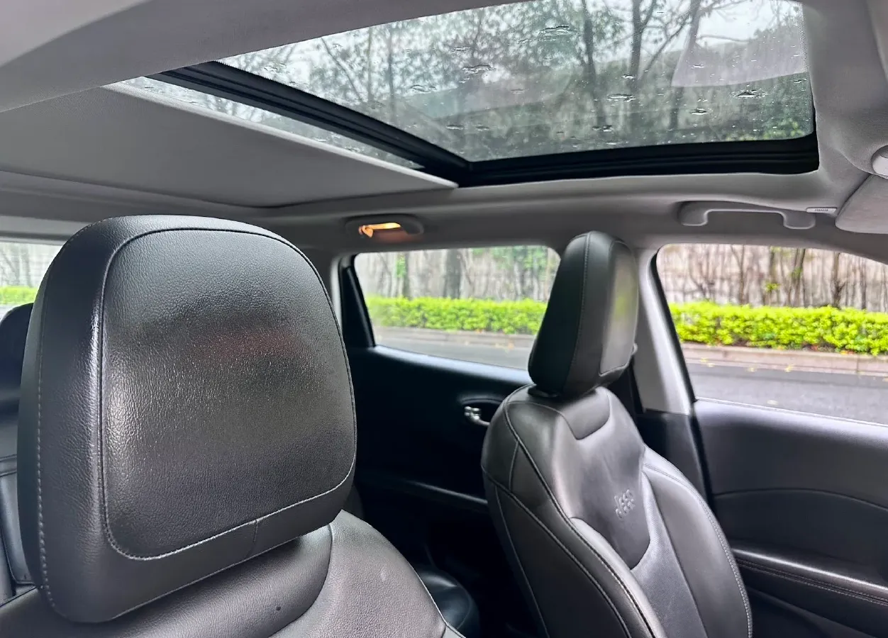 2019 Jeep Compass 1.4T 165HP L4 7DCT,autocango,china used car exporter,china ev exporter,chinese used car exporter,chinese used ev exporter