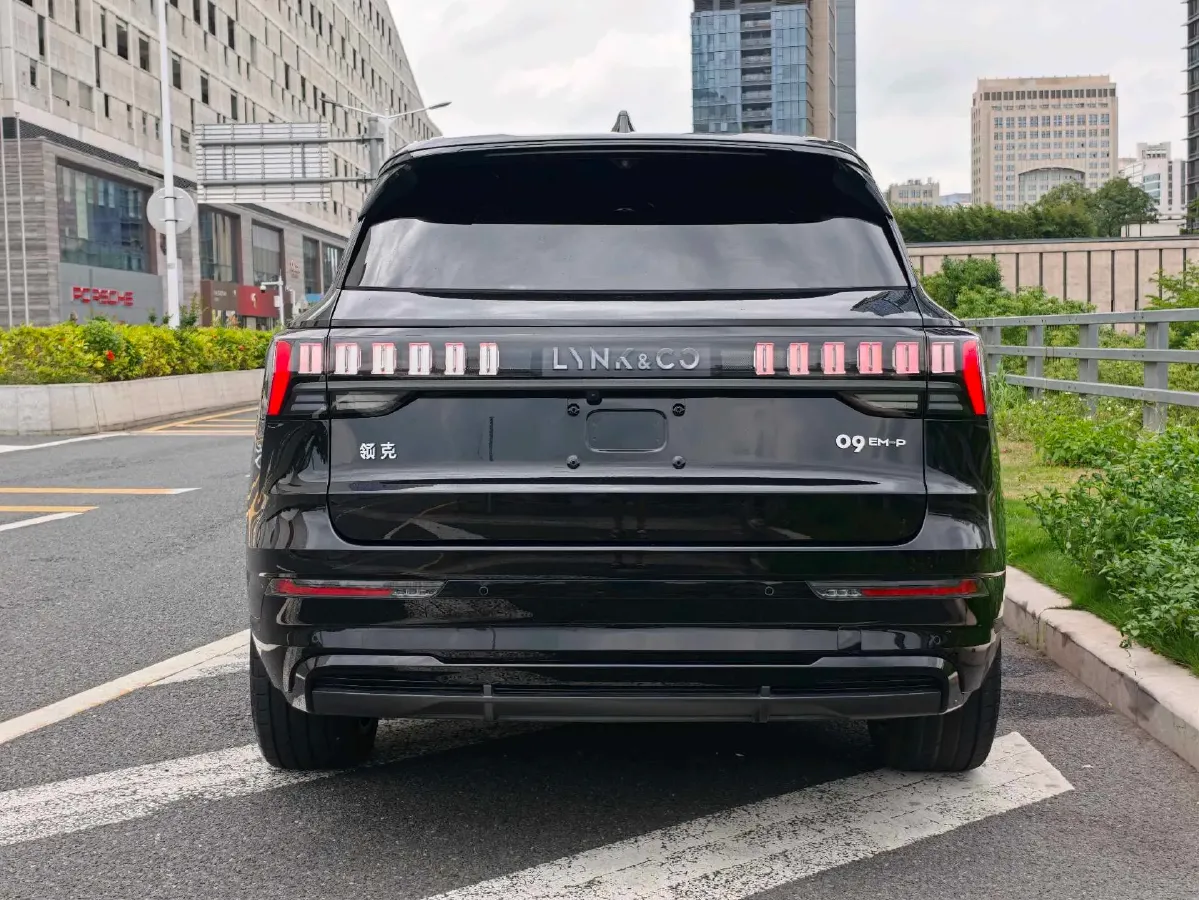 2024 LYNK&CO 09 EM-P 2.0T 254HP L4 3DHT PHEV 40.1KWH,autocango,china used car exporter,china ev exporter,chinese used car exporter,chinese used ev exporter